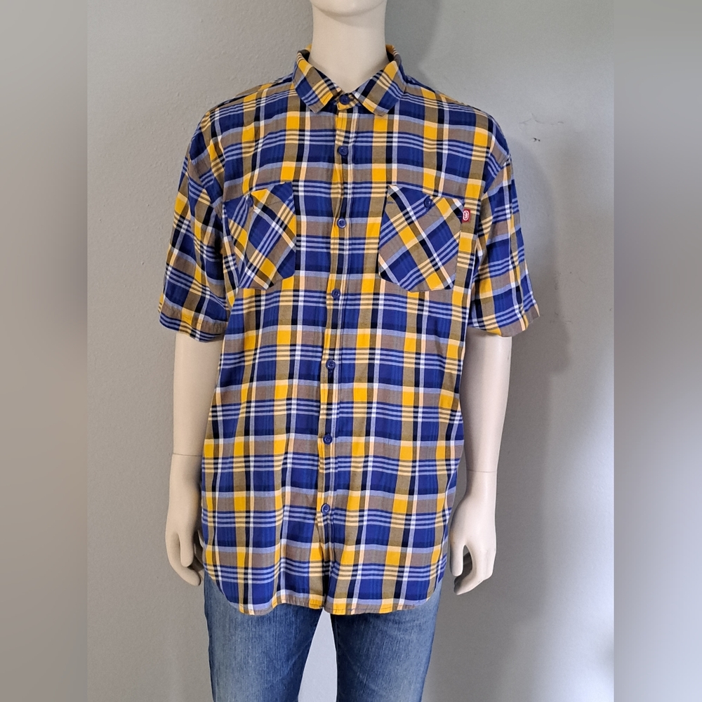 Ecko Unltd Men's Plaid Shirt Size 3XLARGE.